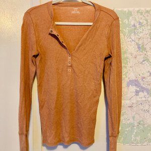 AEO long-sleeve henley shirt - peach
